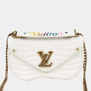 Louis Vuitton wave chain bag - Basically New!